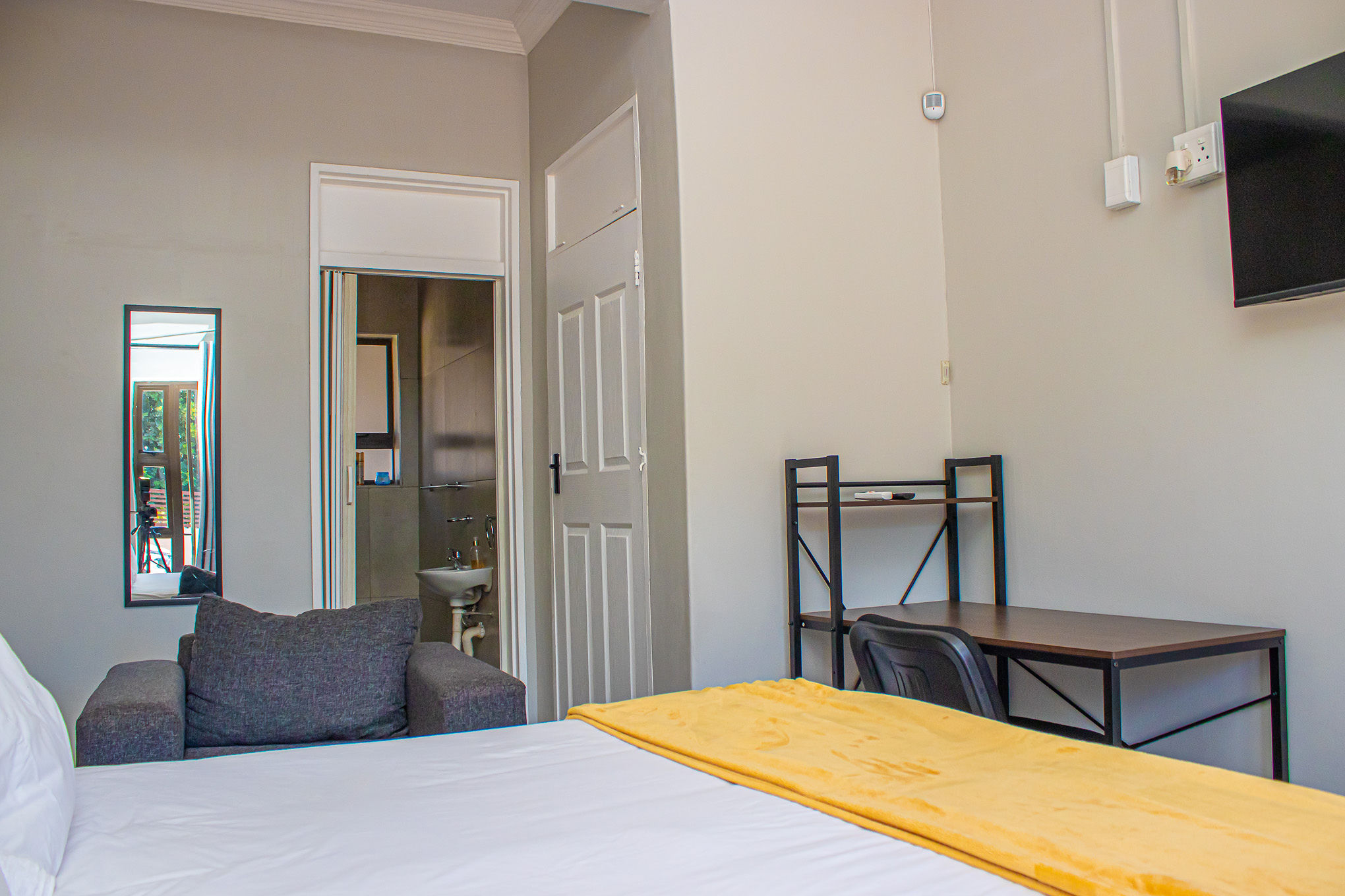 Room 2 Image